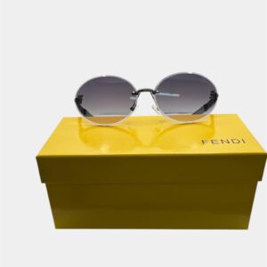 نظارة شمسية فندي نسائية