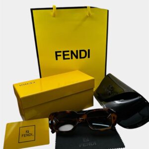 نظارة شمسية فندي نسائية "تايجر"